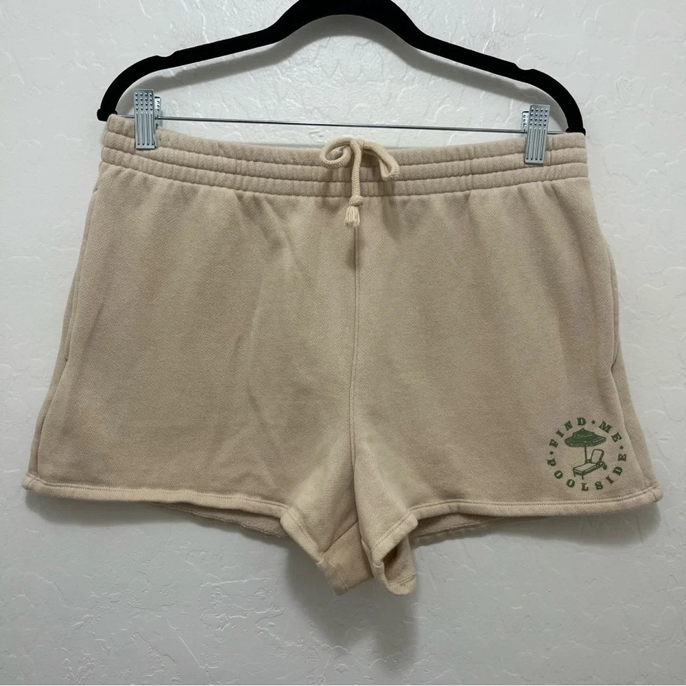 PINK Victoria’s Secret Fleece Shorts Size L